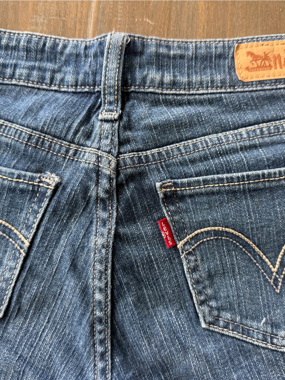 Levi's Women's 528  Superlow Dark Wash Jeans